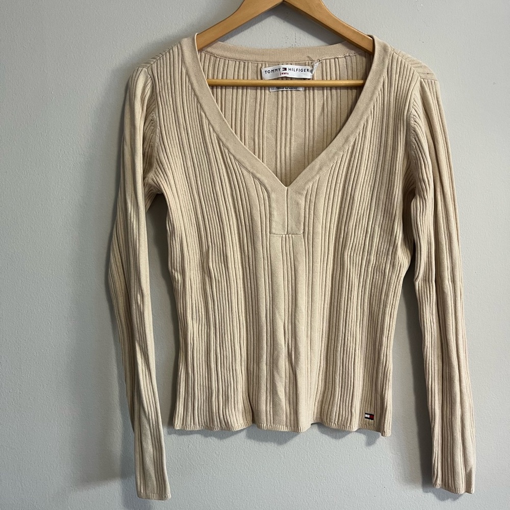 Cream Tommy Hilfiger knit sweater 100% cotton v neck brand new condition